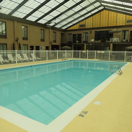 Gold Vault Inn Radcliff Ngoại thất bức ảnh