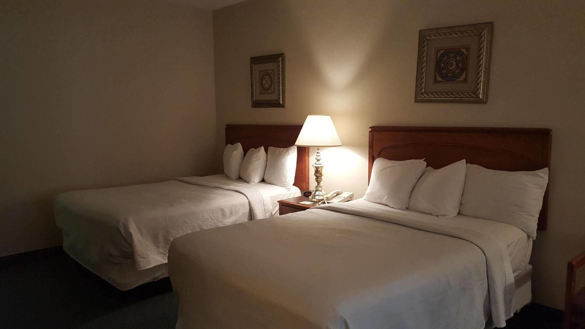 Gold Vault Inn Radcliff Ngoại thất bức ảnh